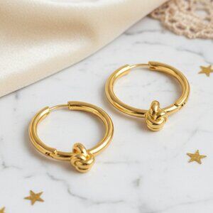 Chic Knot Accent 18K Gold Hoop Earrings - Trendy Stainless Steel Minimalist